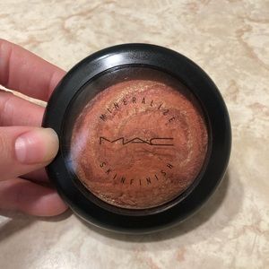 MAC Mineralize Skinfinish